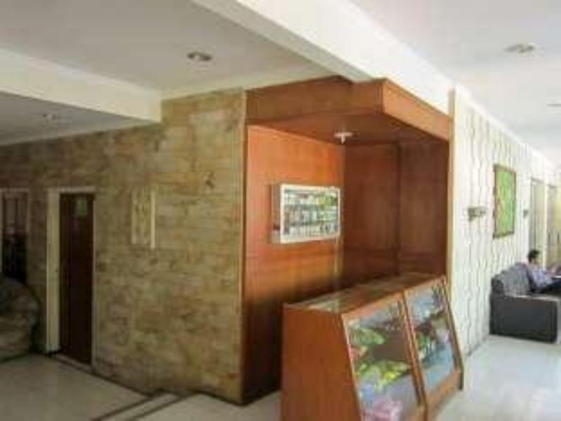 Mutiara Hotel Malang エクステリア 写真
